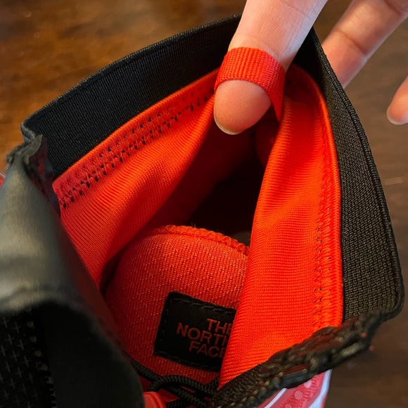 SOLD / The North Face Ultra MT Winter Runners - Picture 8 of 12